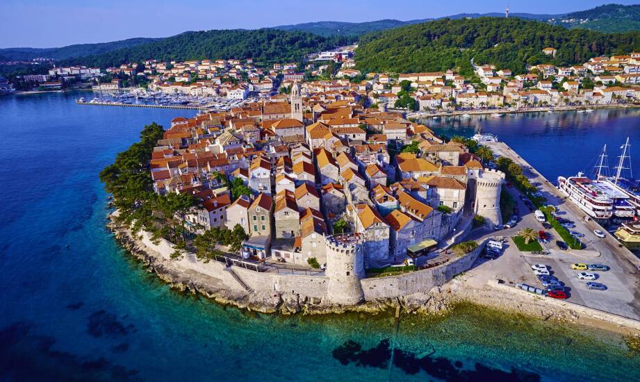 Jakie możliwości daje zakup domu do remontu w turystycznych lokalizacjach Chorwacji?