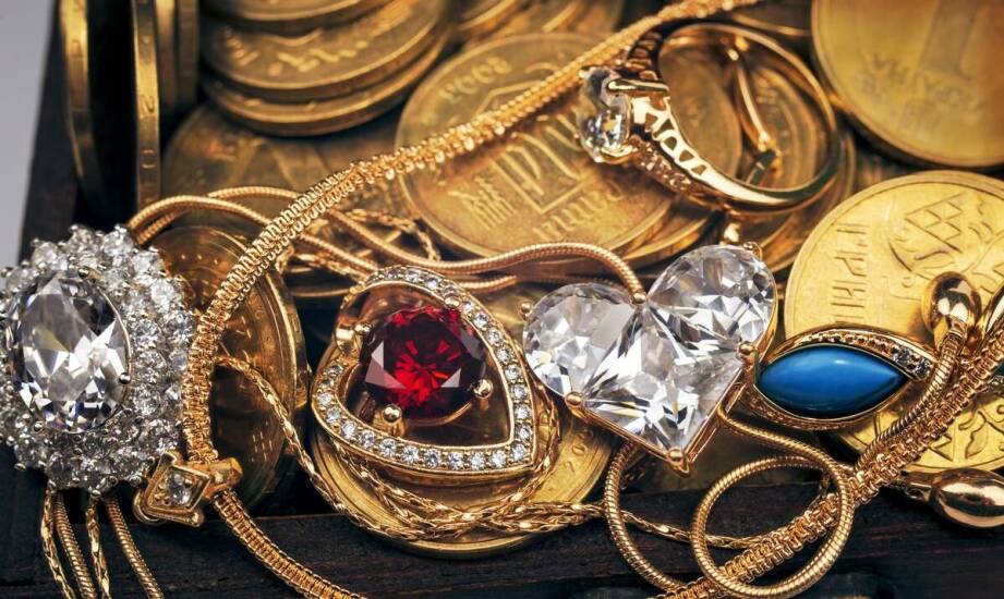 Skup biżuterii antycznej: jak przygotować swoje srebrne i złote przedmioty do sprzedaży?