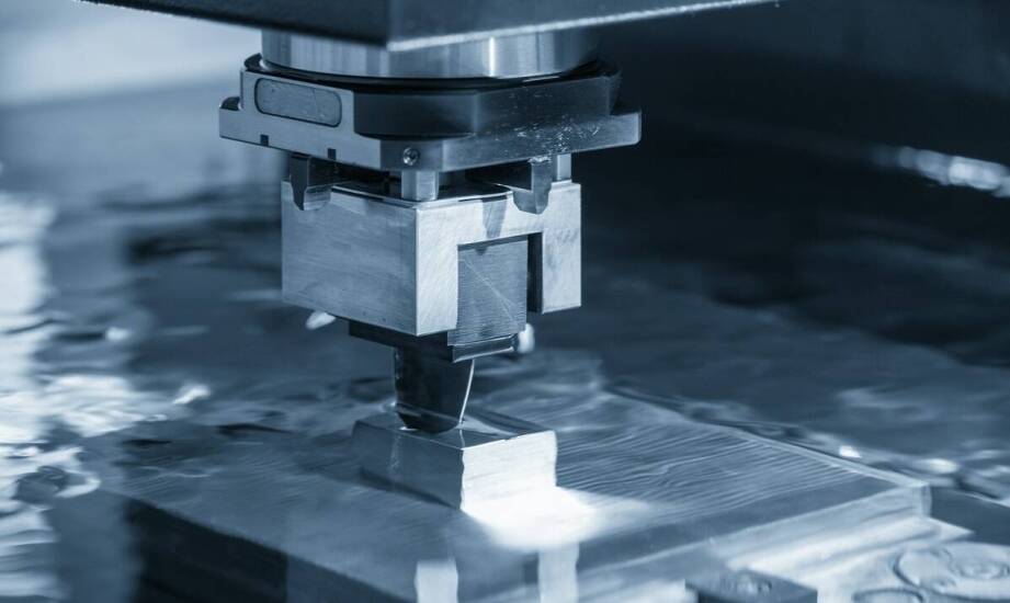 Proces elektrodrążenia wgłębnego – zastosowanie i korzyści