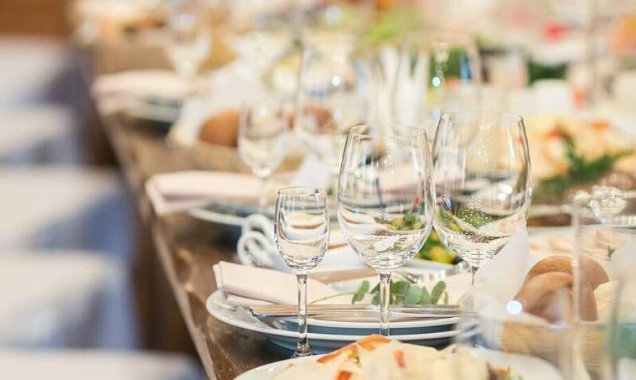 Szczecińskie przyjęcia weselne – przegląd ofert na portalu internetowym