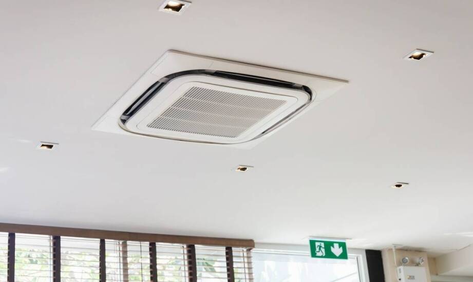 Jak klimatyzacja wpływa na wydajność pracowników w biurze?