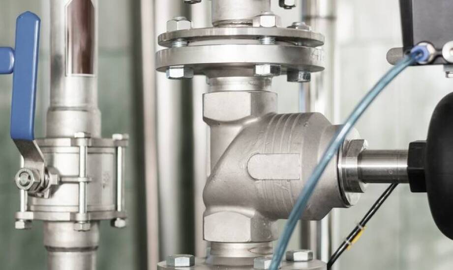 Separatory magnetyczne taśmowe: klucz do czystości materiałów w produkcji