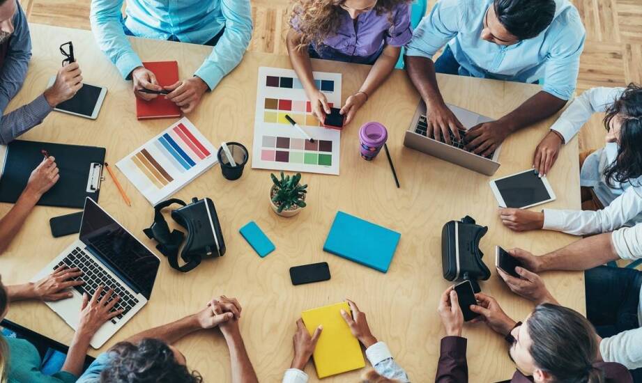 Jak różnorodność formatów postów na Instagramie wpływa na zaangażowanie odbiorców?