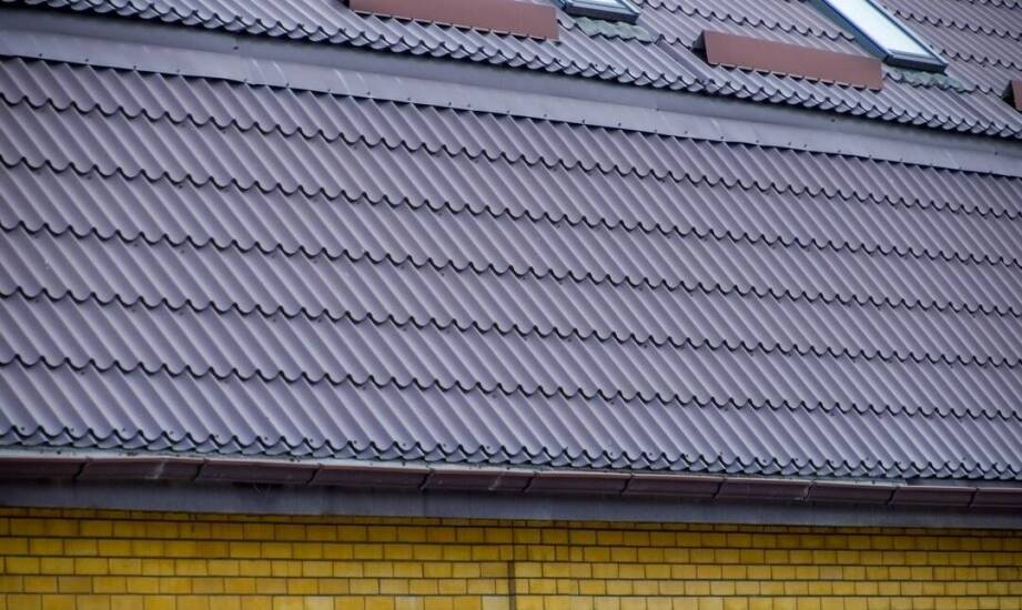 Zalety montażu blachodachówki