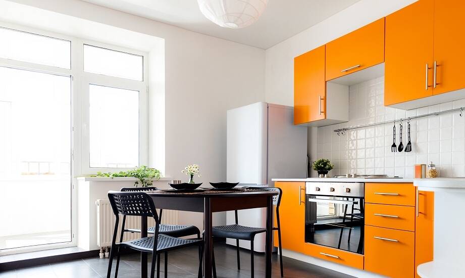 Jak zaprojektować kuchnię na wymiar pod małe wnętrze w Tarczynie?