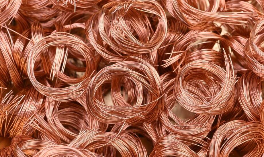 Jakie wyzwania stoją przed branżą zajmującą się recyklingiem złomu miedzi?