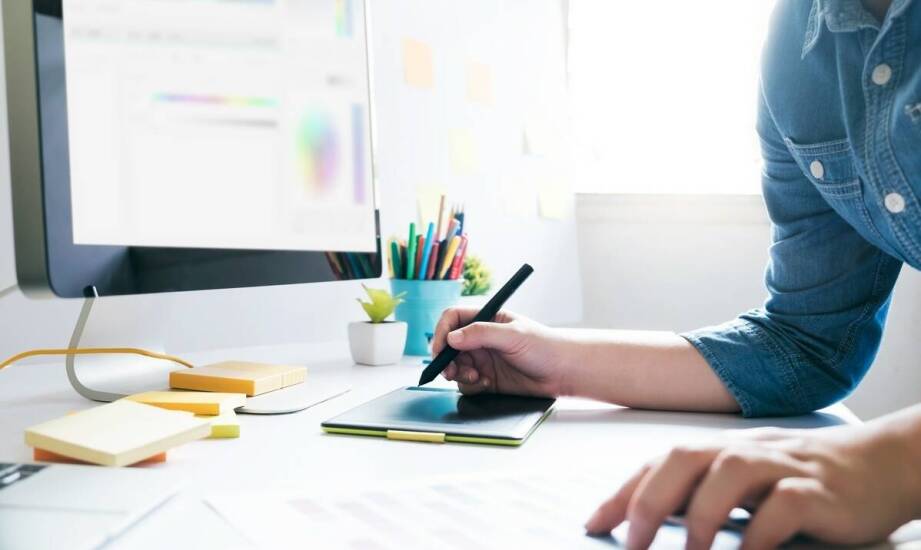 Tworzenie responsywnych stron internetowych – jak firma IT dba o dostępność na różnych urządzeniach?