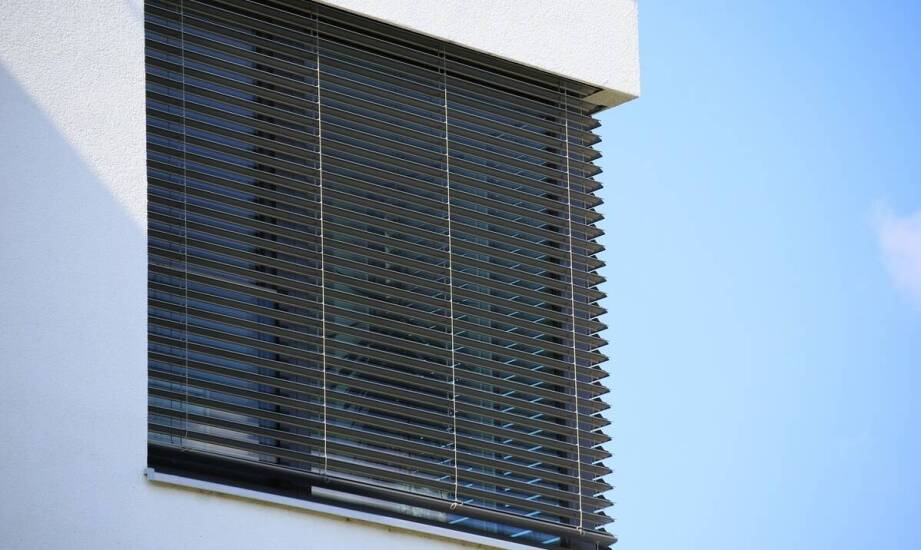 Zalety stosowania rolet zewnętrznych w domach pasywnych