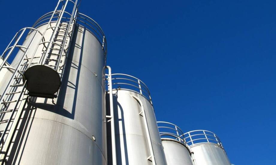 Przegląd materiałów używanych do produkcji zbiorników na wodę deszczową