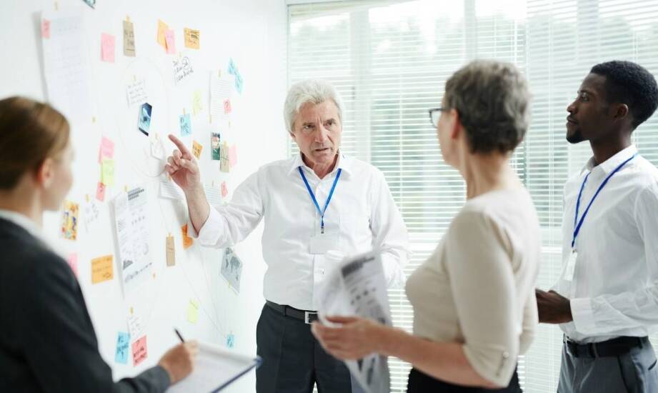 Profesjonalizm kobiety detektyw w gromadzeniu materiałów dowodowych