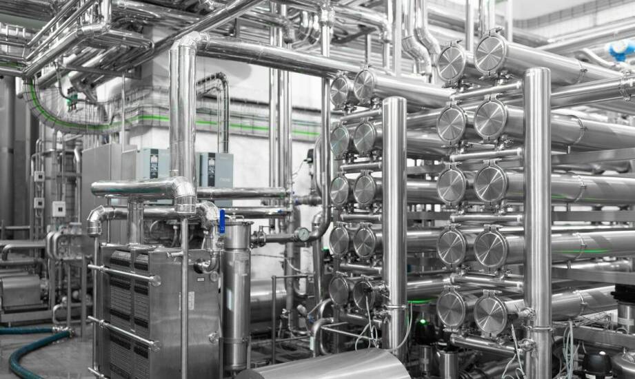 Jak ultrafiltracja wspomaga redukcję zanieczyszczeń w wodzie przemysłowej?