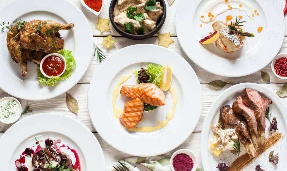 Catering na zamówienie w restauracji – jak dopasować menu do gości?