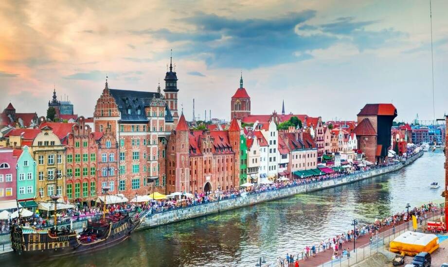 Wykorzystanie lokalnych motywów w bilbordach reklamowych w Gdańsku