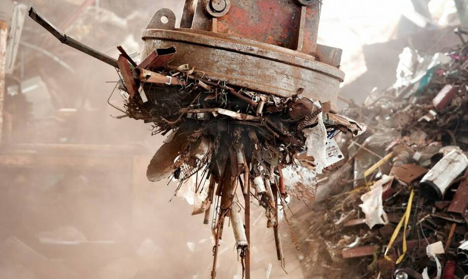 Innowacyjne metody odbioru i przetwarzania złomu w Police