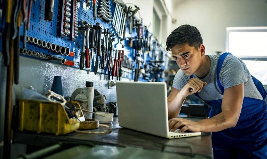 Jakie usługi oferuje serwis sprzętu komputerowego w zakresie diagnostyki problemów?