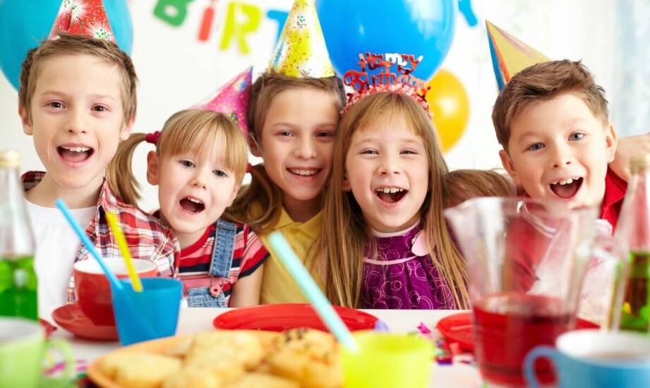 Jak zapewnić bezpieczeństwo podczas organizacji urodzin dla dzieci?