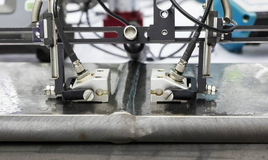 Grzałki do zgrzewarek – wpływ materiału na wydajność i trwałość