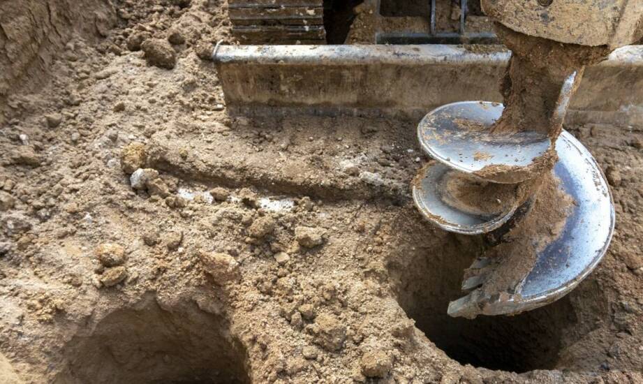 Geotechniczne aspekty wzmacniania fundamentów w trudnych warunkach terenowych