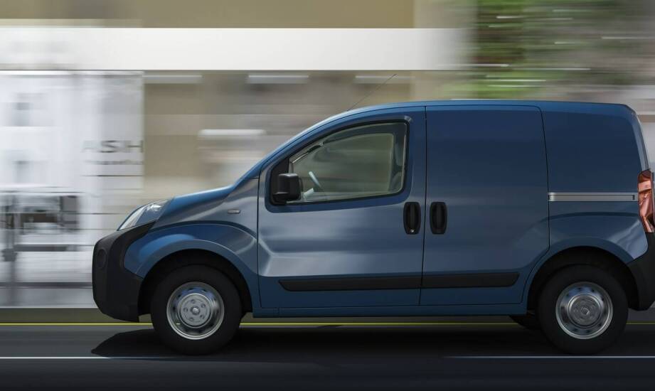 Jak zapewnić terminowość dostaw w transporcie aut z Niemiec?