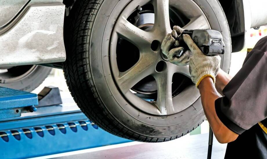 Wyważanie kół na miejscu – korzyści dla flot samochodowych