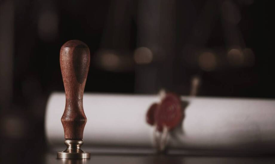 Jakie formalności należy spełnić przed rozpoczęciem sądowego działu spadku?