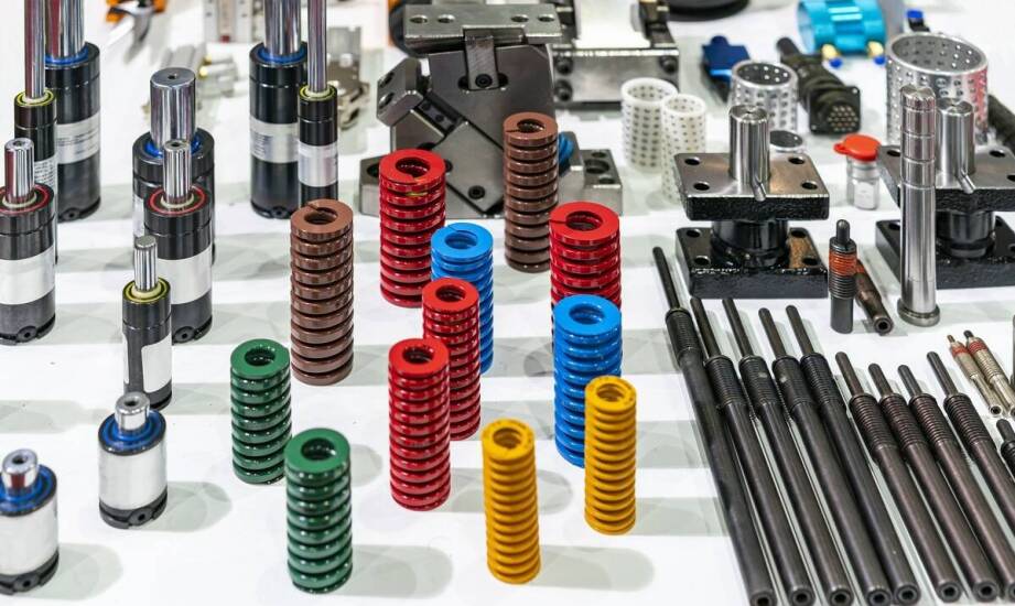 Innowacyjne materiały w produkcji złączek montażowych do mebli