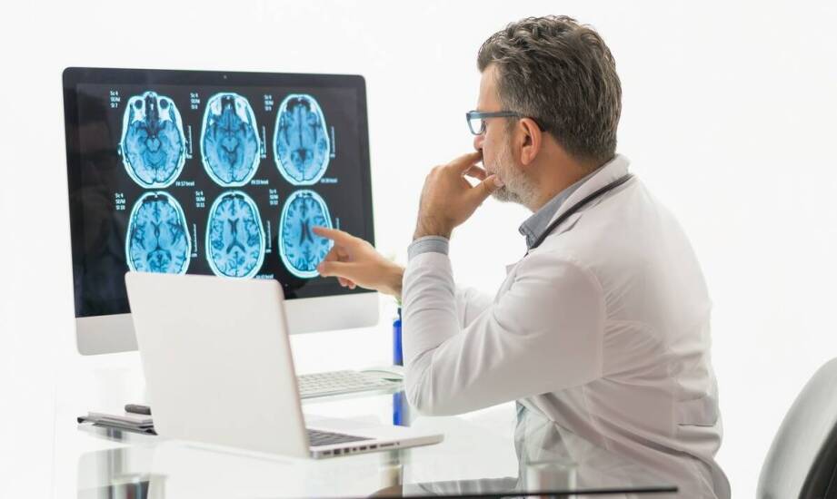 Jakie są różnice między USG a tomografią komputerową?