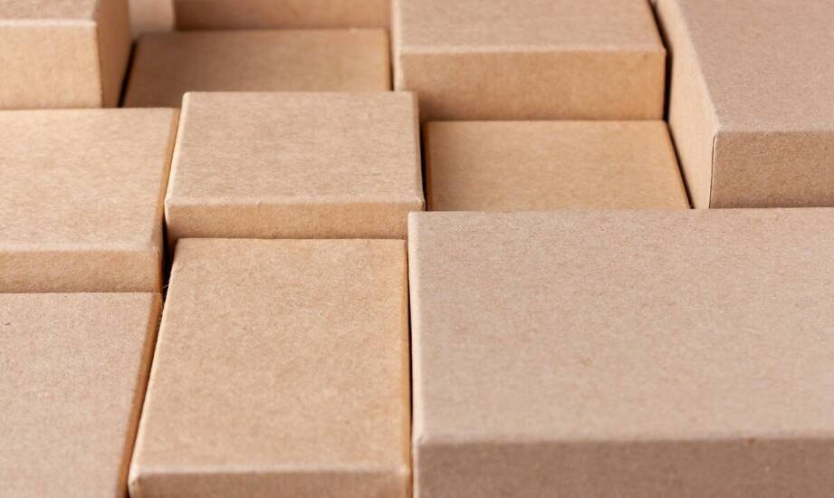Wpływ estetyki pudełek kartonowych z logo producenta na decyzje zakupowe klientów