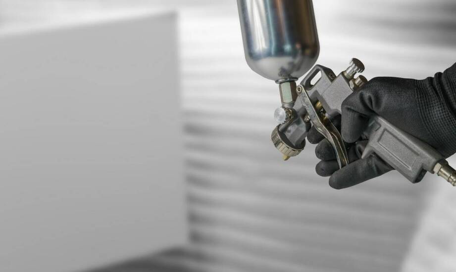Różnice między kompresorami do aerografu – co warto wiedzieć przed zakupem?