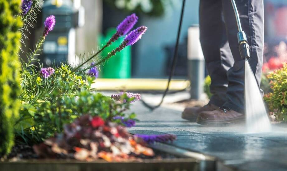 Rola firmy sprzątającej w utrzymaniu czystości na terenach zewnętrznych wspólnoty