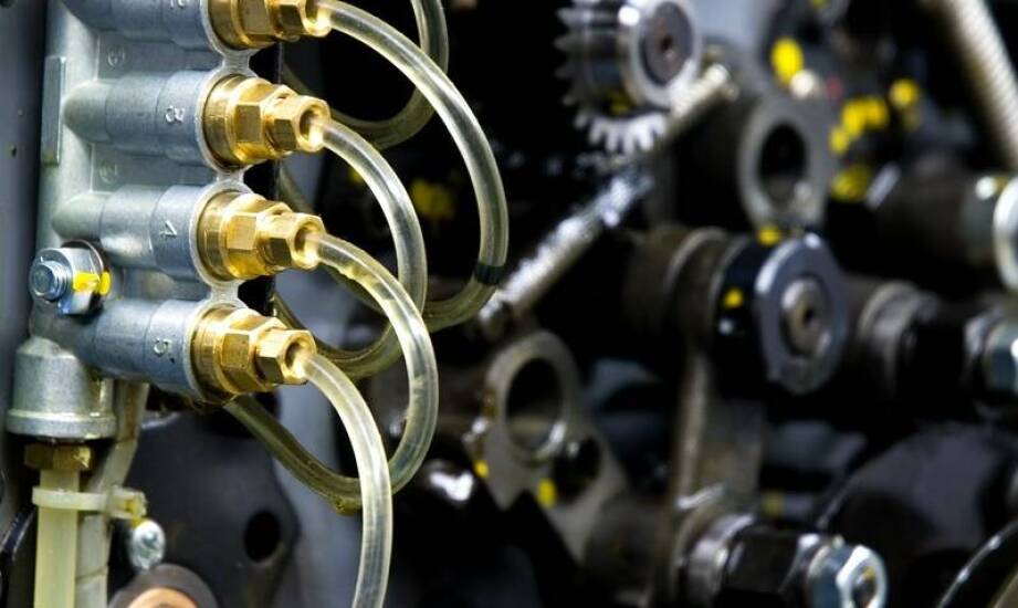 Diagnostyka układów paliwowych: przygotowanie do regeneracji pompy wtryskowej