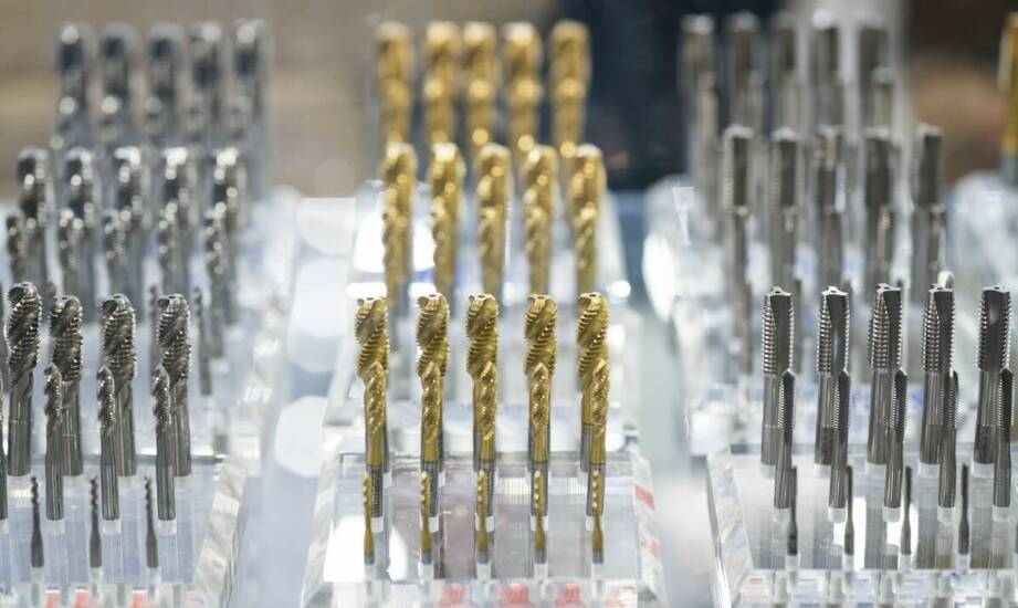 Jak pilnik obrotowy wpływa na precyzję obróbki metali?