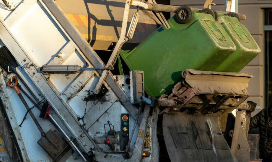 Jak kontener KP 36 ułatwia zarządzanie odpadami w przedsiębiorstwach?