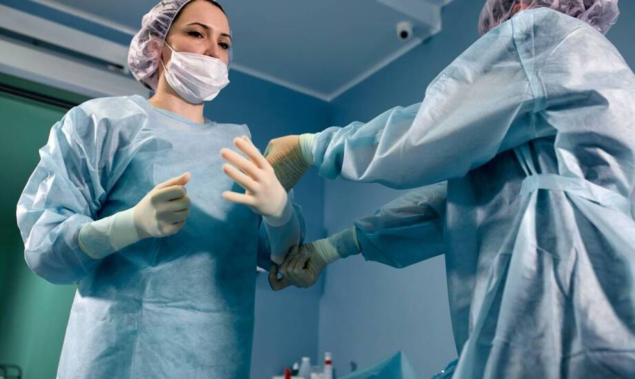 Jak znieczulenie wpływa na komfort pacjenta podczas artroskopii kolana?