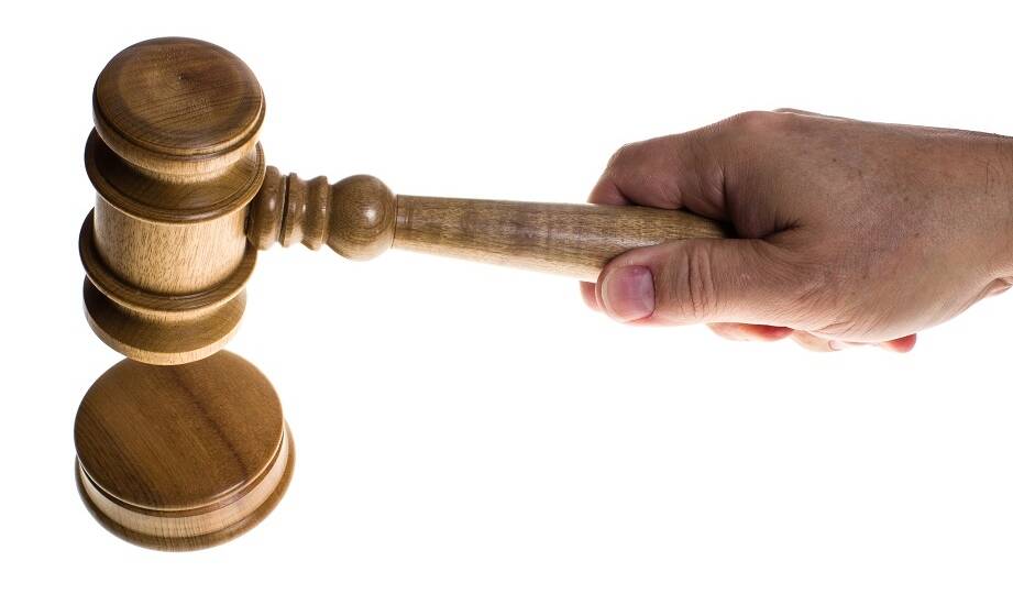 Jak skutecznie rozwiązać problem zbiegu egzekucji komorniczych na rachunku bankowym?