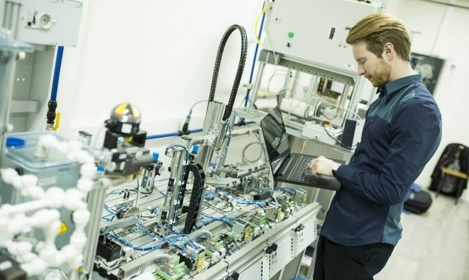 Jak reflektometry optyczne wspierają certyfikację sieci światłowodowych?