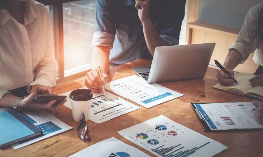 Efektywne strategie promocyjne dla pokazów w multimedialnym parku fontann