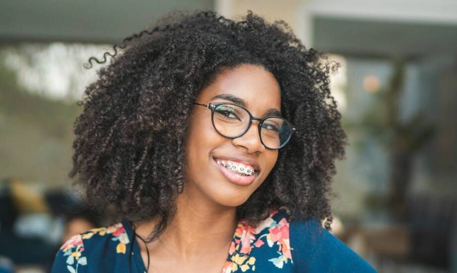 Czy Invisalign jest odpowiedni dla każdego rodzaju wady zgryzu?