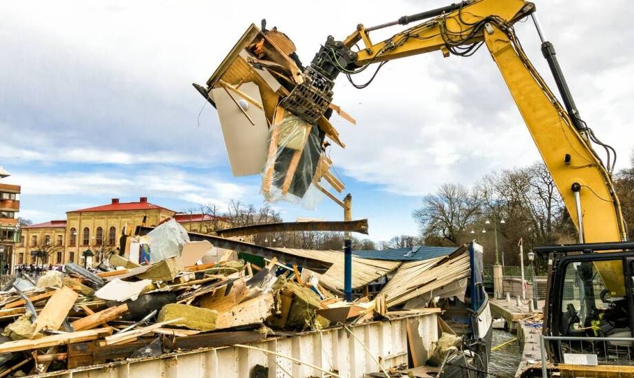 Jakie są najważniejsze etapy procesu wyburzenia nabrzeży?