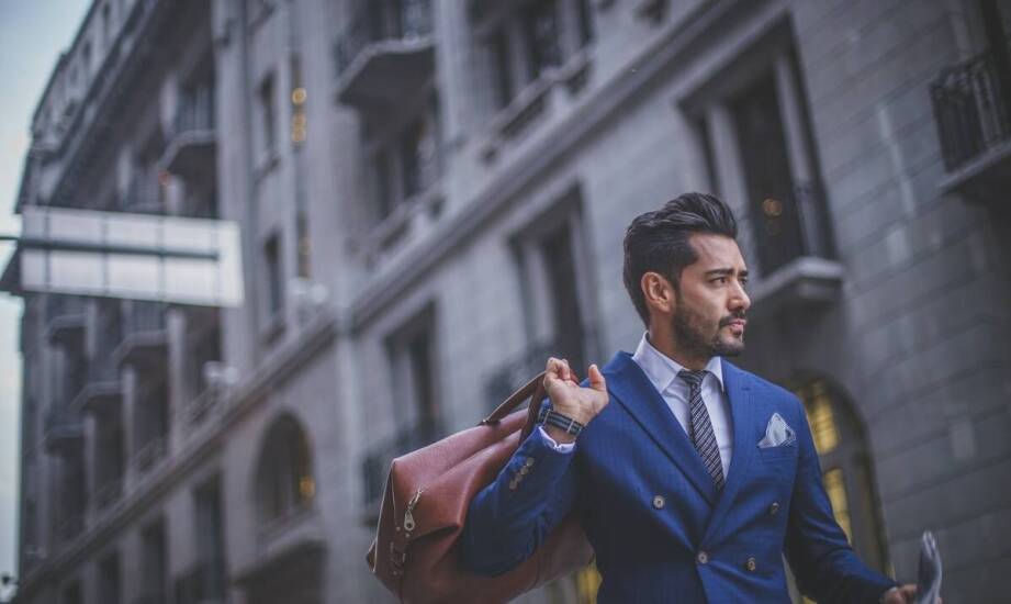 Dlaczego estetyka jest kluczowa w projektowaniu eleganckich mundurów?