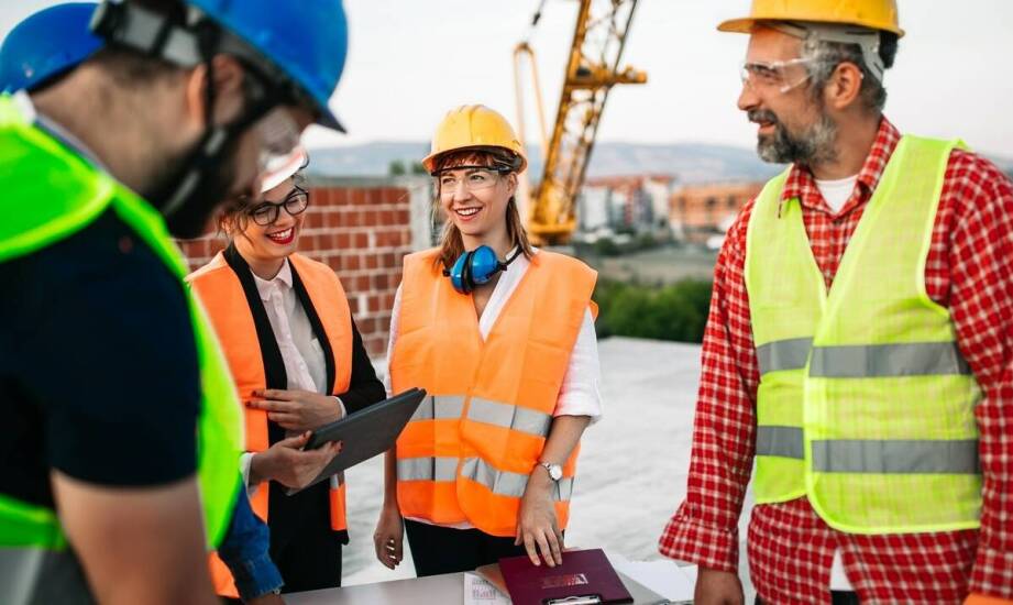 Znaczenie BHP w pracy montera budowlanego na placu budowy