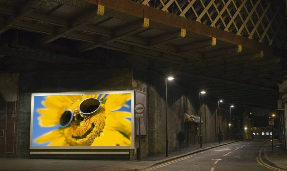 Wpływ estetyki billboardu na przyciąganie uwagi odbiorców