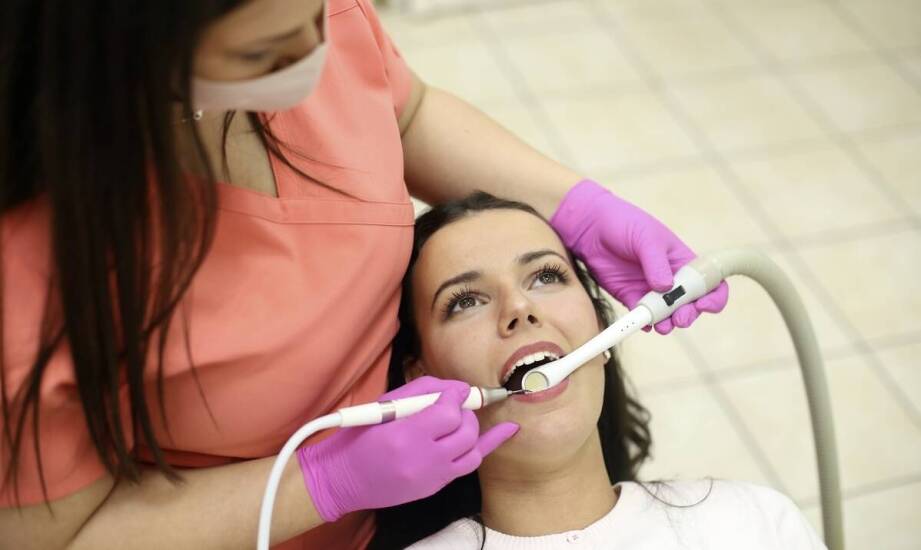 Skaling a higiena jamy ustnej – jak utrzymać efekty zabiegu?