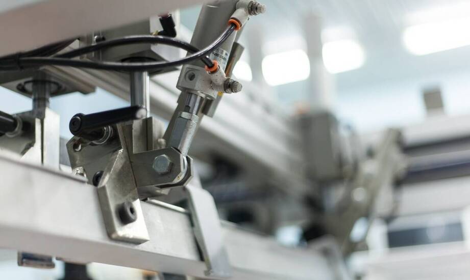 Znaczenie tabliczki technicznej w zapewnieniu zgodności z normami europejskimi