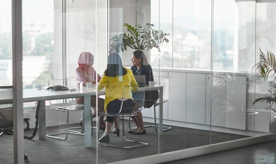 Jak prawnicy wspierają firmy w adaptacji do regulacji dotyczących sztucznej inteligencji a ZUS?