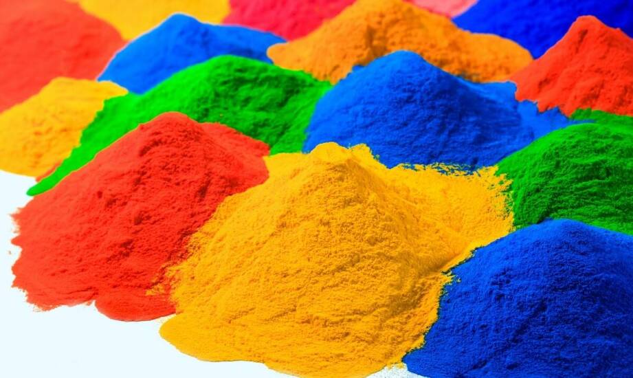 Przegląd zastosowań farb proszkowych w usługach oferowanych przez lakiernię w Częstochowie