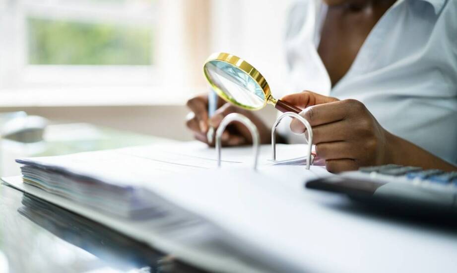 Jak rozpoznać nieważność umowy pożyczki i jakie kroki prawne podjąć?