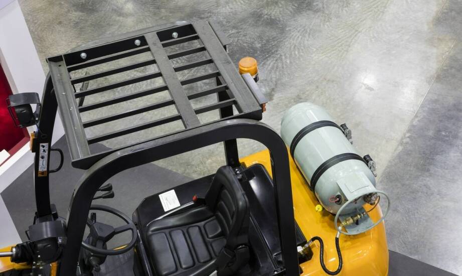 Zalety korzystania z pojazdu zastępczego podczas naprawy wózka widłowego