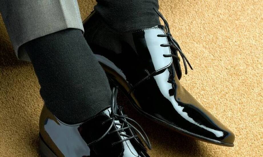 Czółenka na studniówkę – elegancja i wygoda na parkiecie