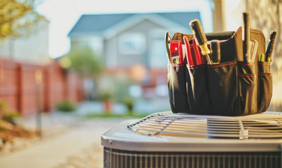 Montaż klimatyzacji a późniejsza konserwacja – jak to zaplanować?